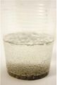 Fig 1. Nuestra mezcla de arena, plástico, agua y sal.jpg